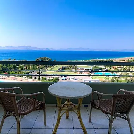Hotel Kipriotis Panorama & 5*